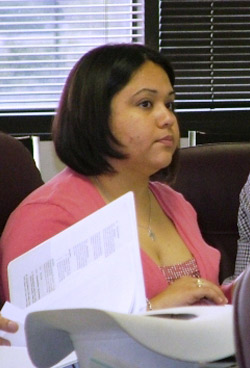 Veronica Crum of Bee County, Texas, learns more about her new role as a County Office Trainee. 